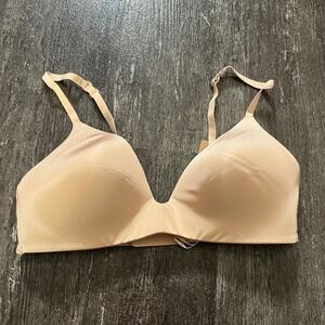 SKIMS Wireless Form T Shirt Bra Nude Clay Size 36B